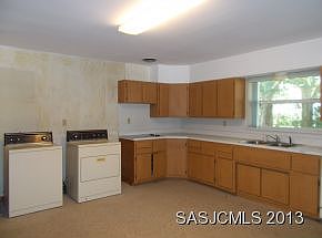 5th image of 74 Fullerwood Dr