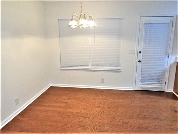 5th image of 1260 Saint Andrews Dr