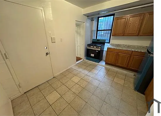 520 Wales Ave #BSMNT — Photo 5