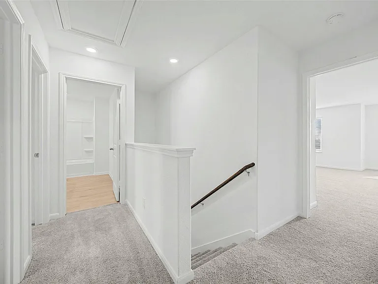 237 Fairlawn Way — Photo 13