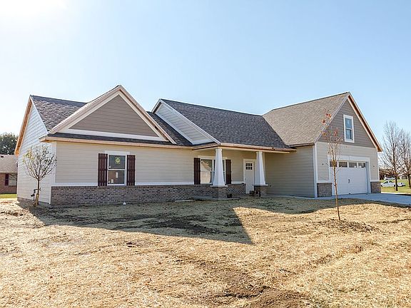 2nd image of 111 Aspen Dr