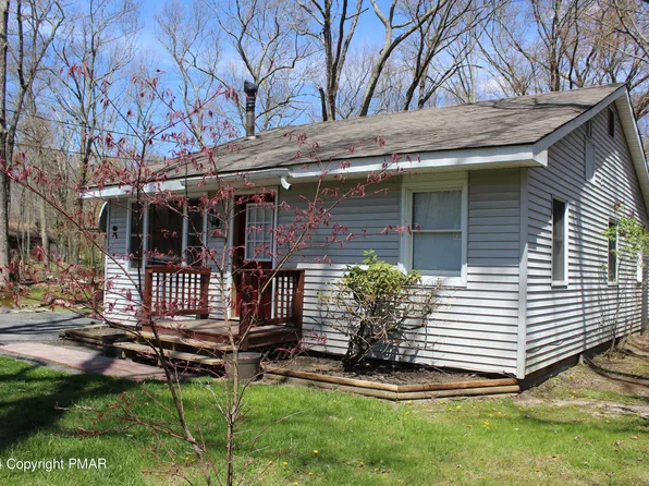 774 Rosewood Rd W, East Stroudsburg, PA 18302
