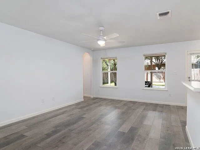 3 bed, 2.5 bath, 1778 sqft, $2,000 — Photo 4