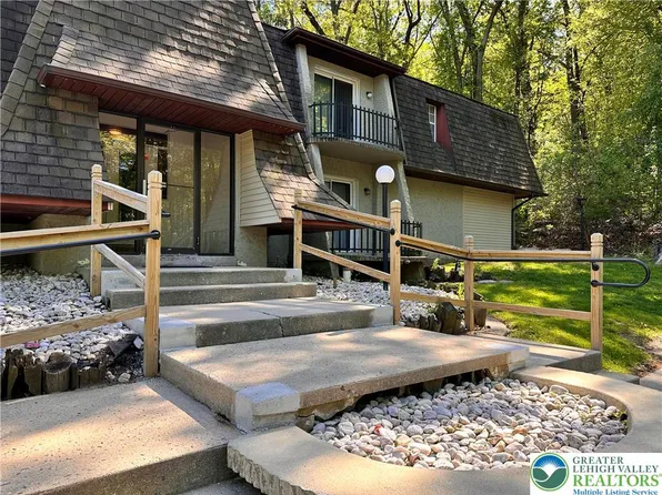 3028 S Pike Ave #6, Allentown, PA 18103