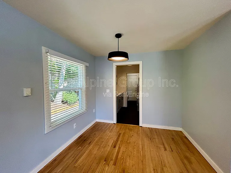 4831 N Maryland Ave #A — Photo 15