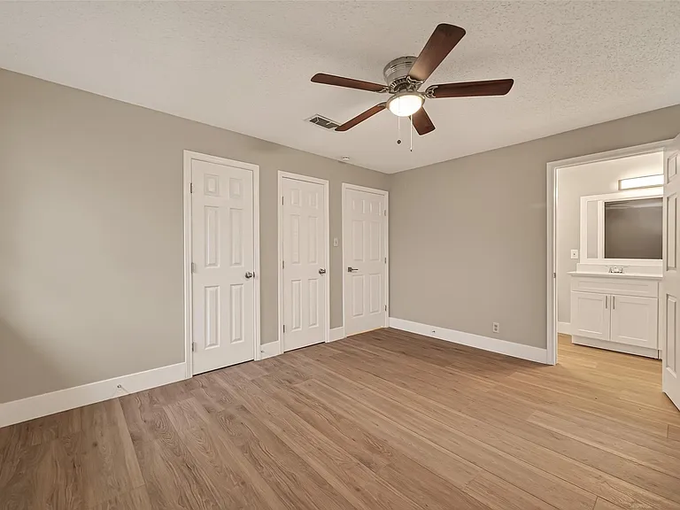 5833 Southlea St — Photo 26