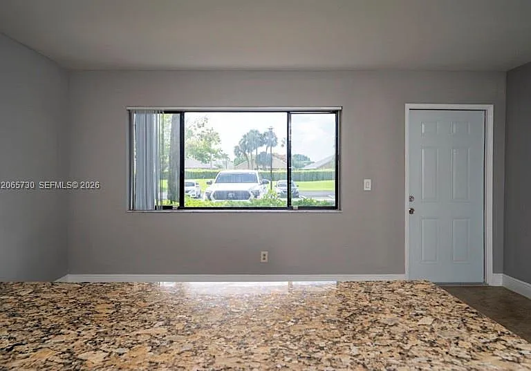 1606 Meadows Cir W #1606 — Photo 7