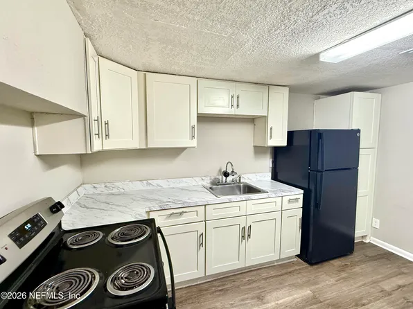 9420 GIBSON Avenue, Jacksonville, FL 32208