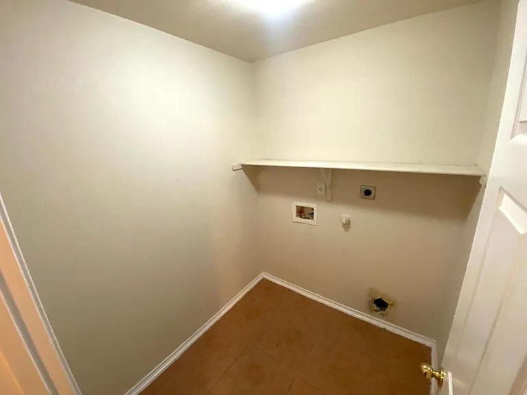 10411 Tollow Way — Photo 19