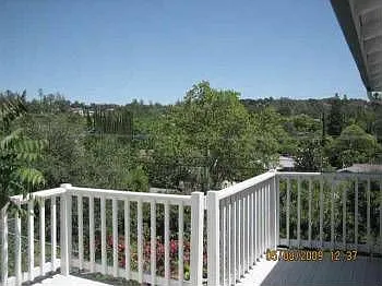 108 Acacia Ave photo 1