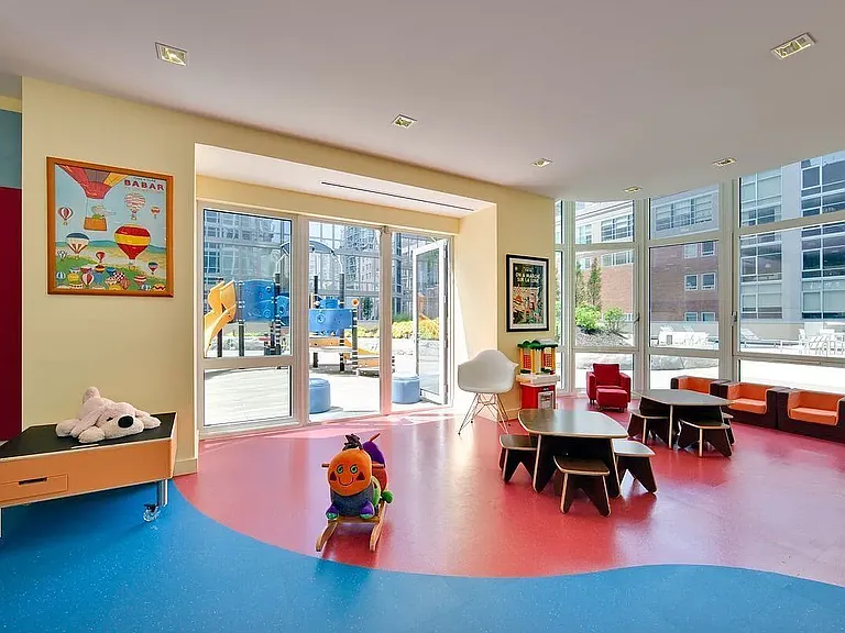 555 W 59th St #24C — Photo 21