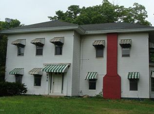 678 N State St, Ionia, MI 48846
