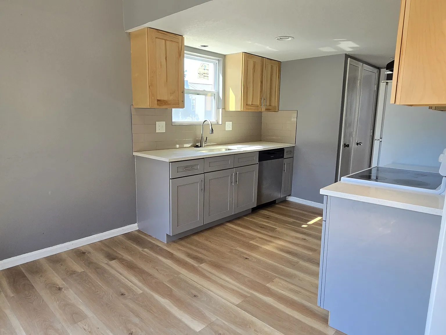 13314 W 109th Ter — Photo 3