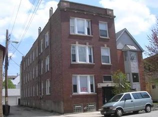 815 S Miller St APT 3F, Chicago, IL 60607