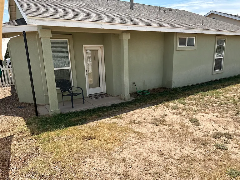 2901 Oakmont Ct — Photo 4