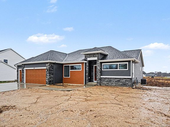 3rd image of 1615 Round Barn Dr