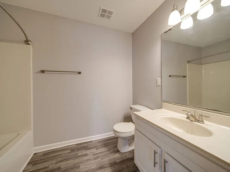 Chapel Walk Apartments — Photo 9