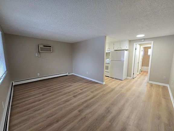 2nd image of 325 15th Ave APT 12