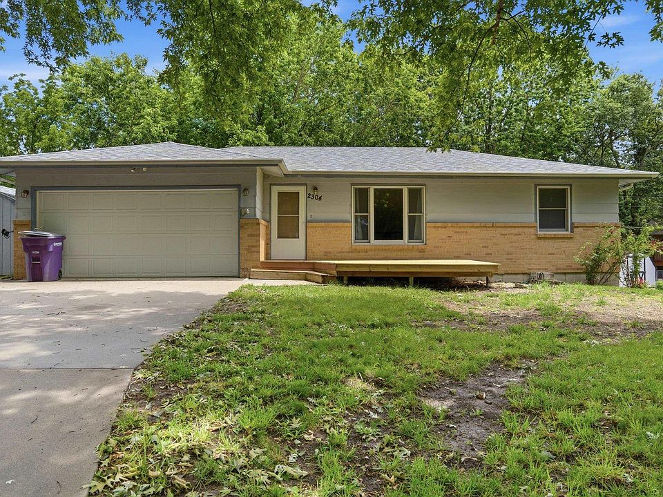 1st image of 2304 Terry Way
