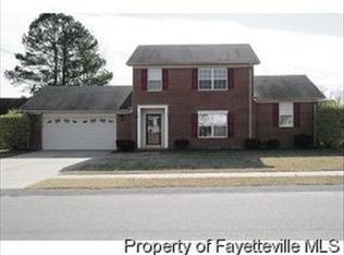 128 Mosswood Dr, Raeford, NC 28376