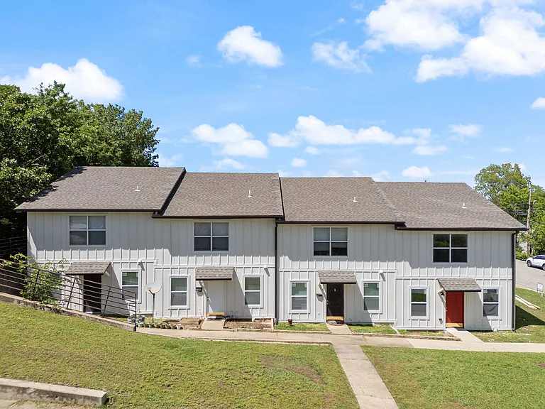 Rosehill Townhomes — Photo 14