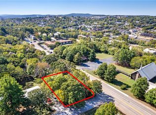 W Holly St #7, Fayetteville, AR 72703