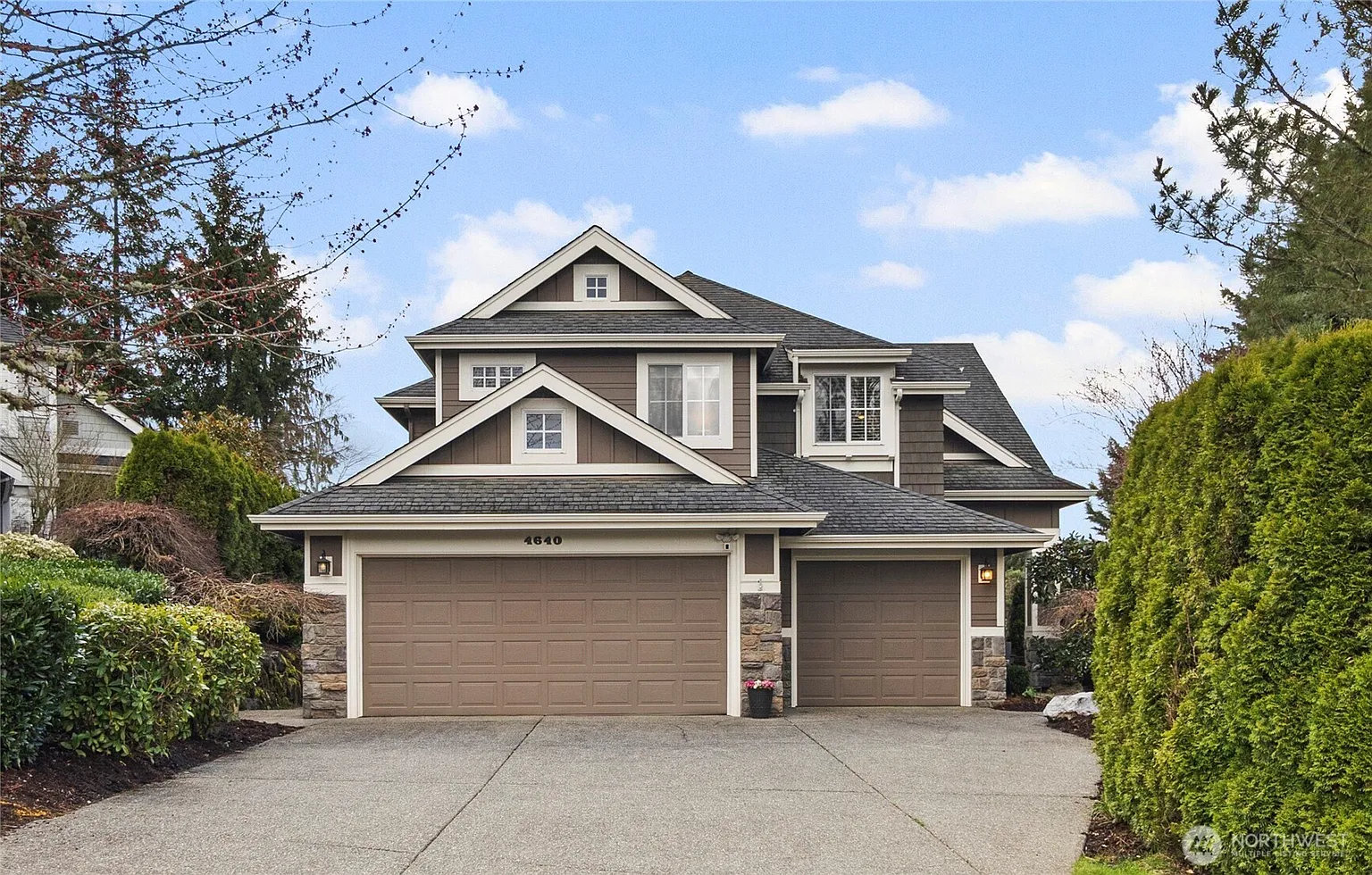 4640 230th Terrace SE photo 1