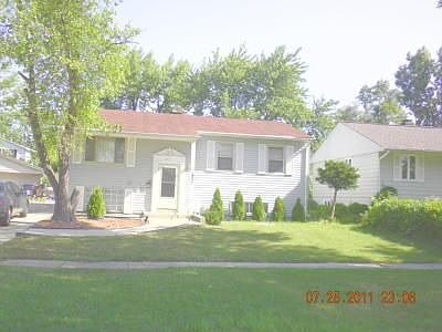 1st image of 432 E Fullerton Ave