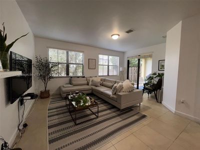 7042 NW 103rd Path, Doral, FL, 33178