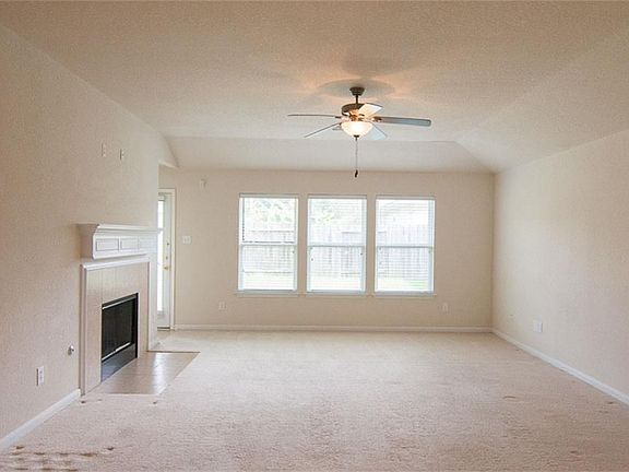 4th image of 11718 Forest Wind Ln