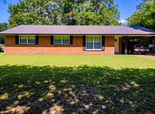 603 Pryor Dr, West Memphis, AR 72301