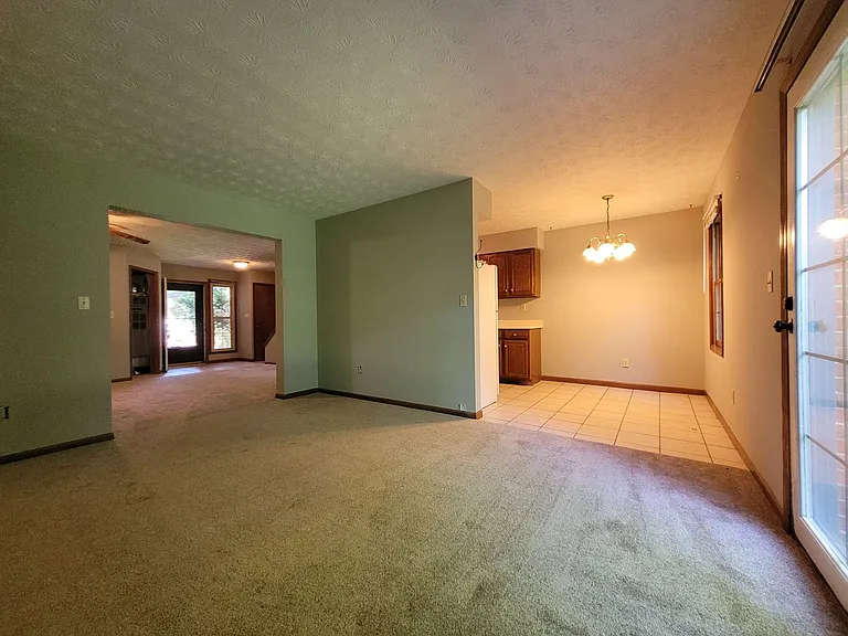 4333 Frontenac Dr — Photo 18