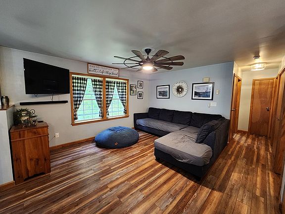 5th image of 44 Mystery Mountain Ln