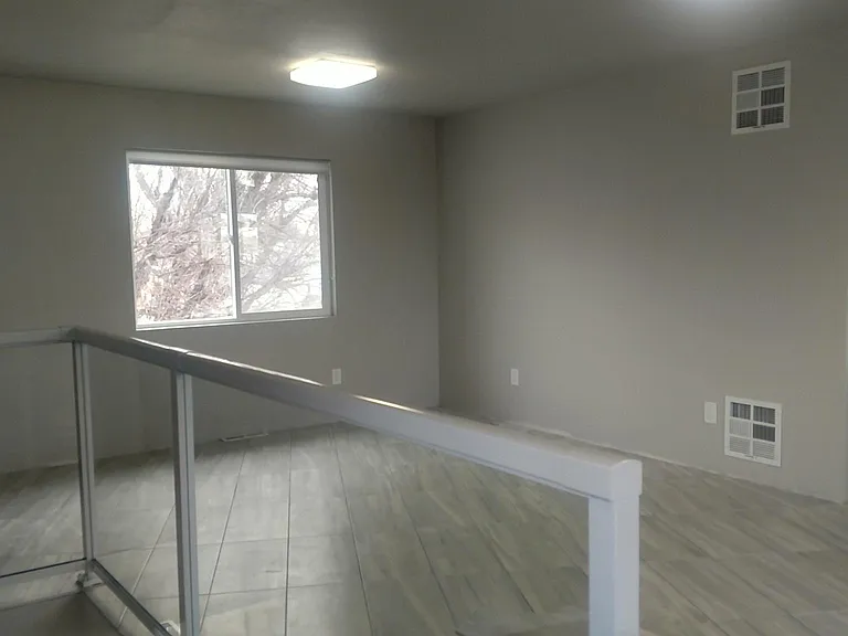718 Park St #D — Photo 10