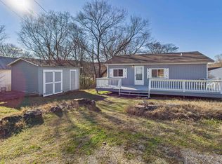 608 N Estes Ave, Yellville, AR 72687