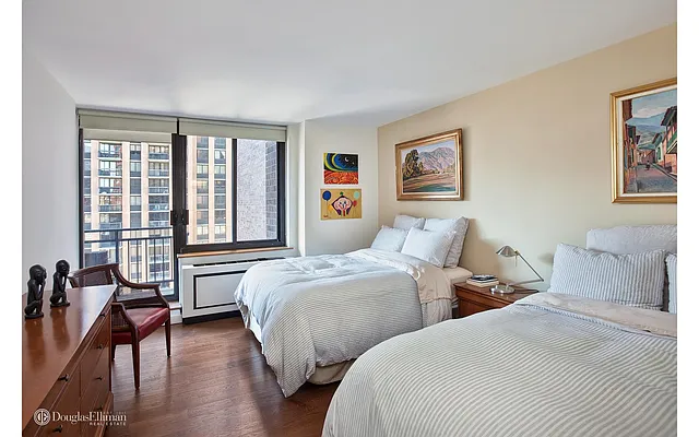 Rented by Douglas Elliman | media 4