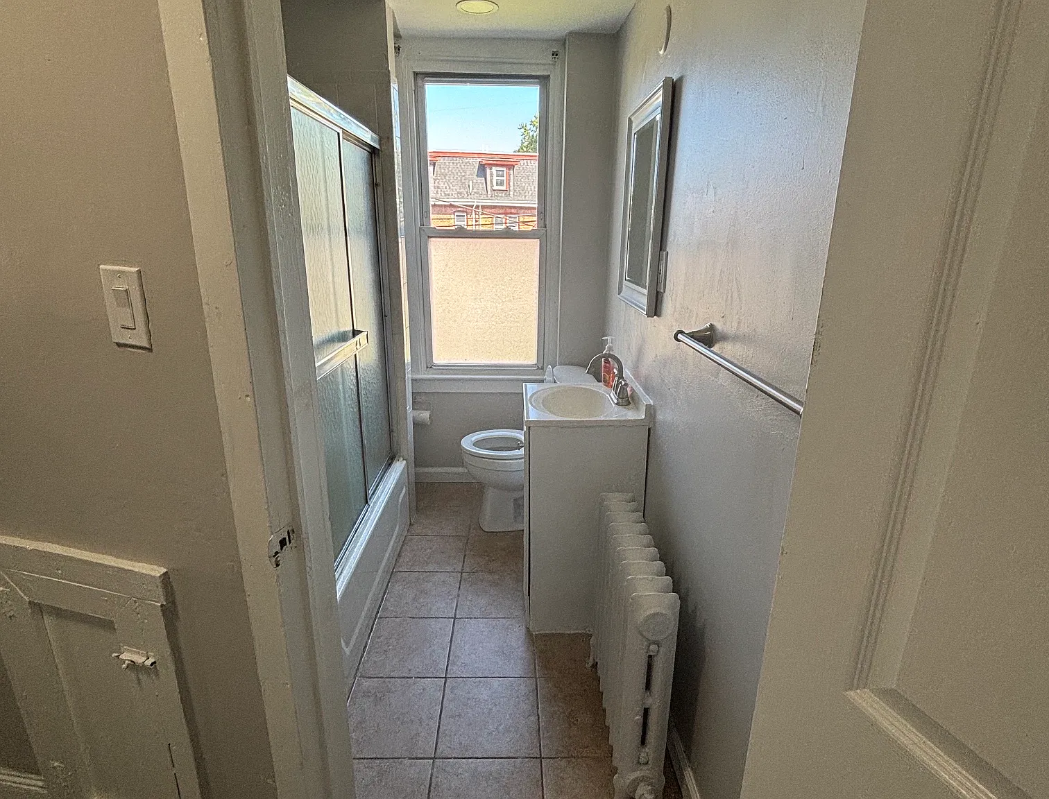 2 bed, 900 sqft, $1,700 — Photo 4