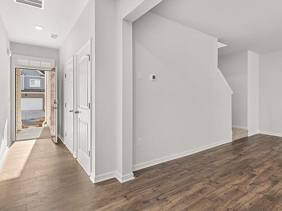 3rd image of 23 Rustin Rdg