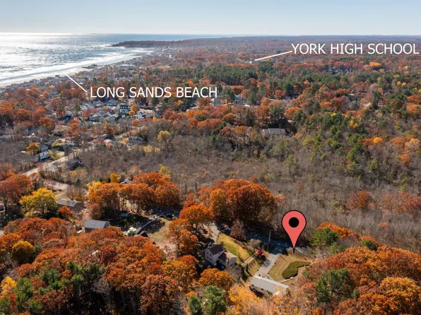17 Gunnison Road, York, ME 03909