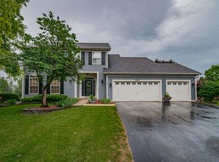 2000 Prescott Ct, Aurora, IL 60503