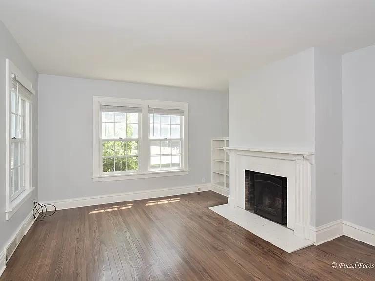 100 S Caroline St #1 — Photo 5