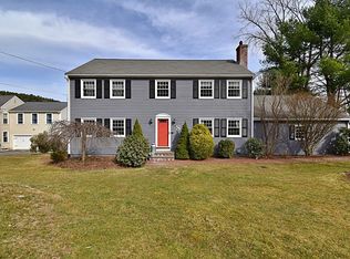 13 Valley Rd, Southborough, MA 01772
