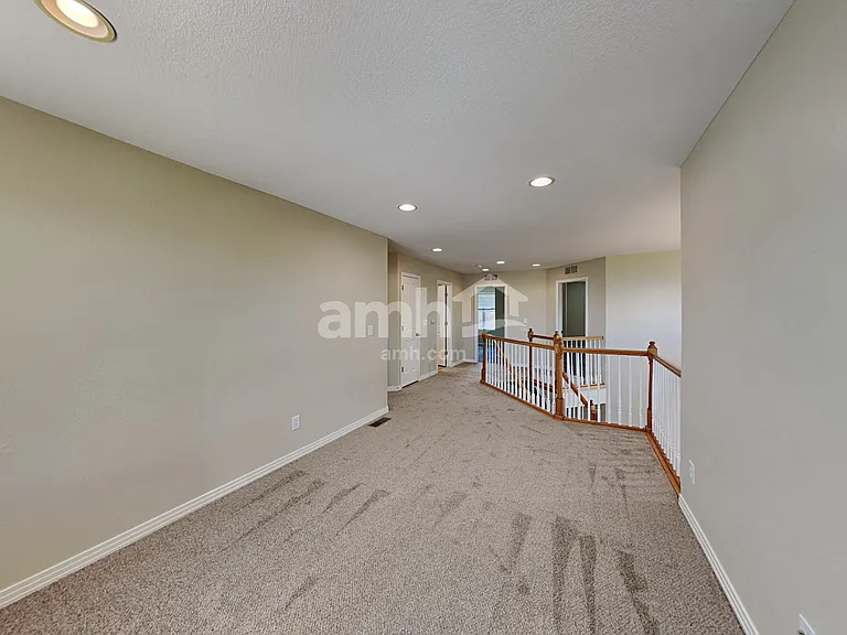 25568 E Glasgow Pl — Photo 13