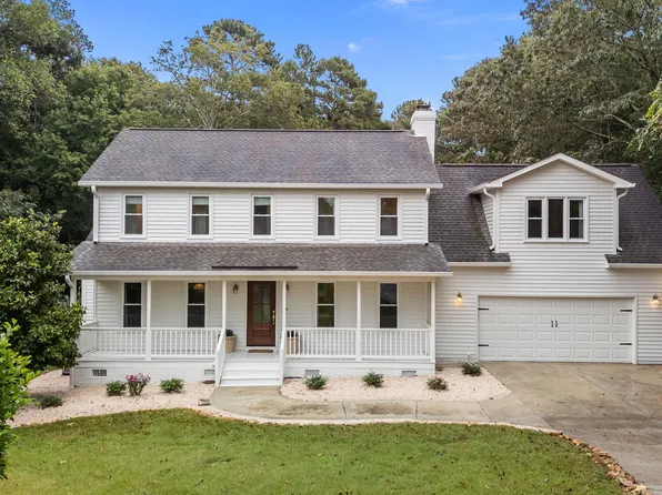 623 Canady Ct, Willow Spring, NC 27592