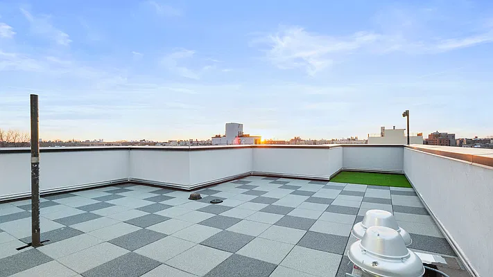 Rented by Nooklyn NYC LLC | media 55
