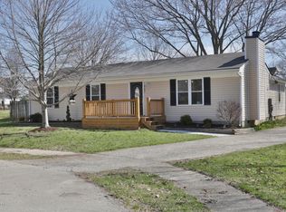 8605 Raintree Ct, Pewee Valley, KY 40056