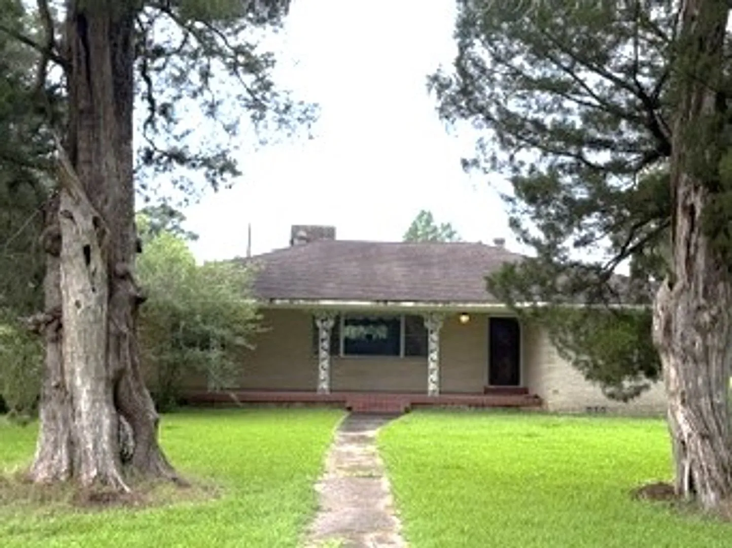 Spacious 3-Bedroom Home on an Expansive Lot in Maringouin — Photo 3