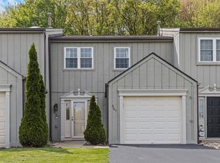 567 Brandywine Dr, Cranberry Township, PA 16066