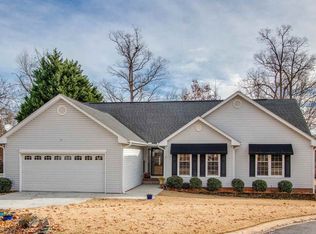 13 Hickory Hollow Ct, Greenville, SC 29607