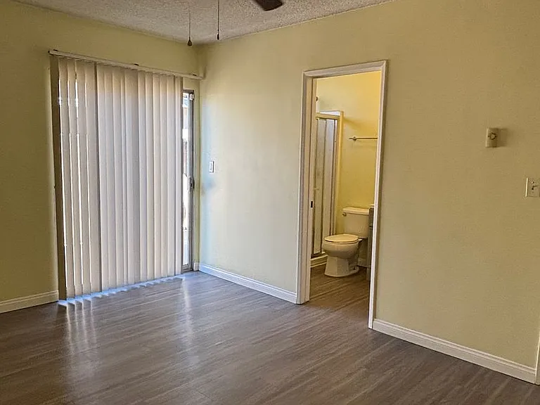 6065 California Ave — Photo 16